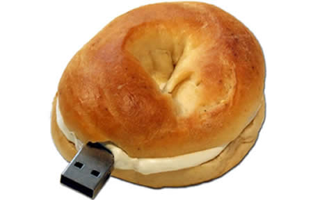 فلاشات USB بأشكال عجيبة