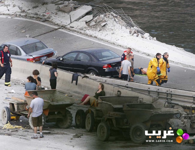 حادث سير مؤلم  بسبب انهيار جسر كبير