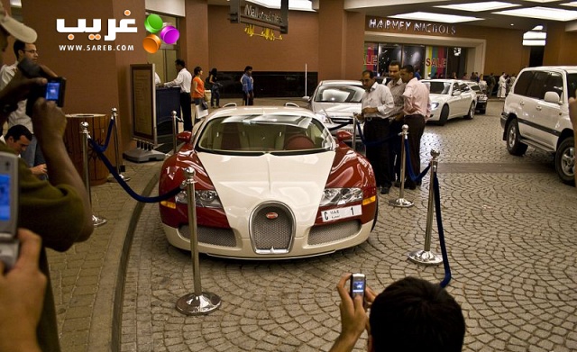 صور لسيارة من نوع (بوجاتي - Bugatti) في قمة الروعة والجمال