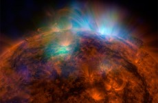 علماء الفلك يلطقتون صورة فريدة للشمس